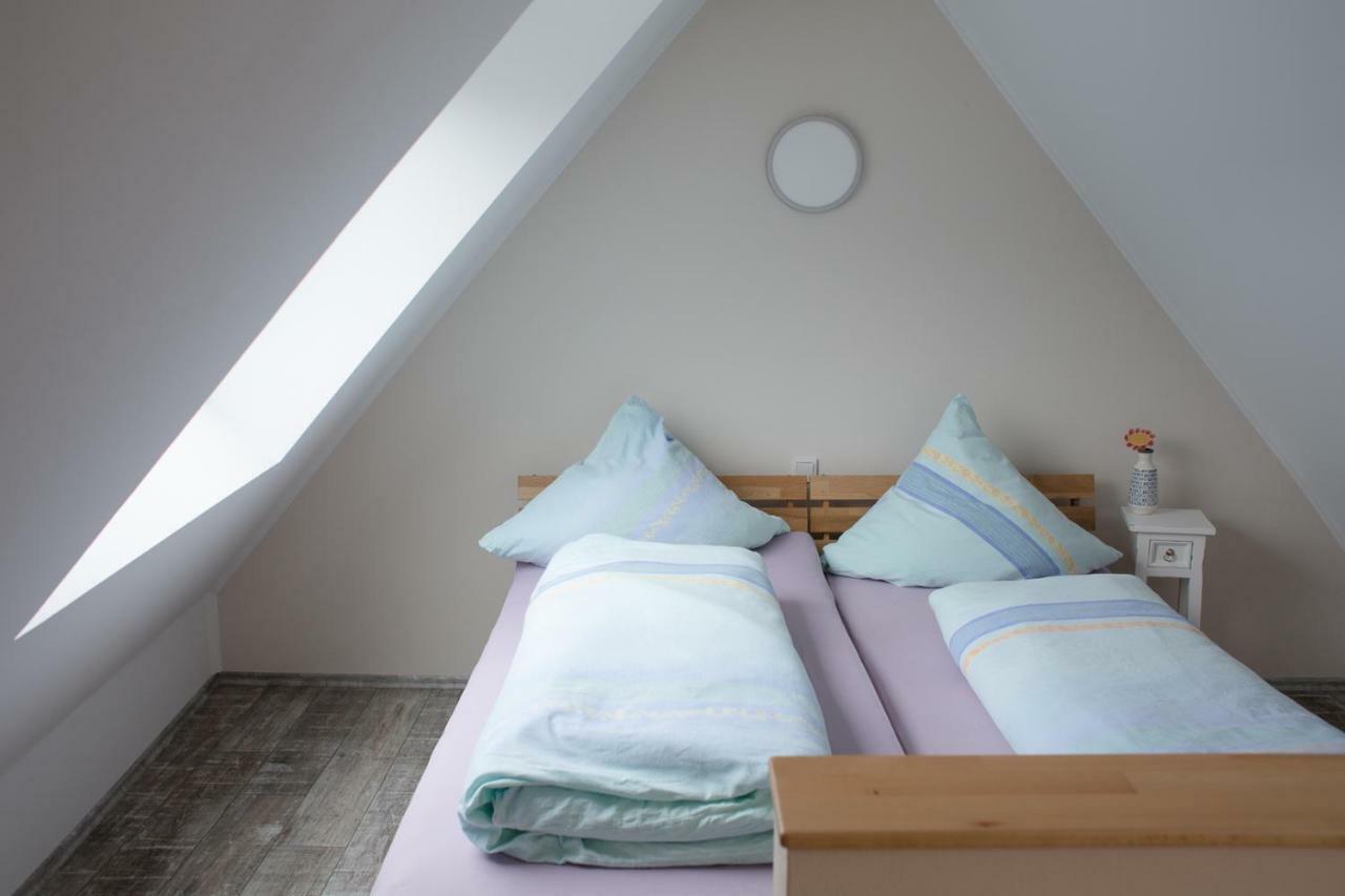 Haus Ambiente Apartment Reil Bagian luar foto